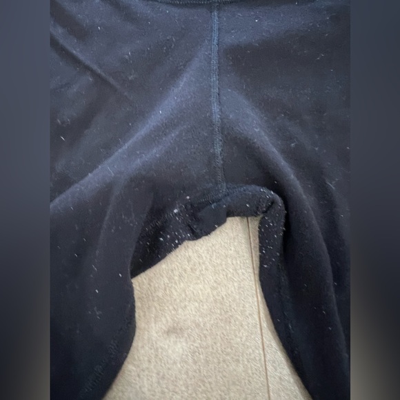 Aritzia TNA leggings - Picture 3 of 7